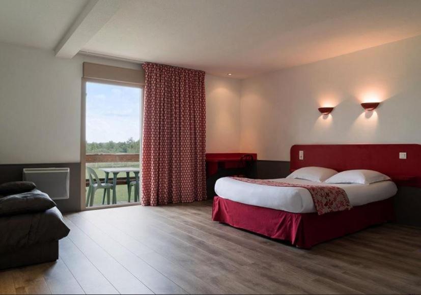 Logis Hotel Restaurant La Vieille Ferme, Macon Nord Sance Luaran gambar