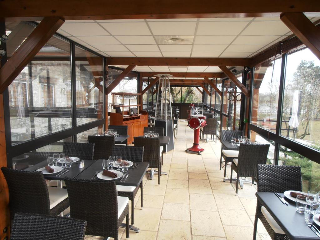 Logis Hotel Restaurant La Vieille Ferme, Macon Nord Sance Luaran gambar